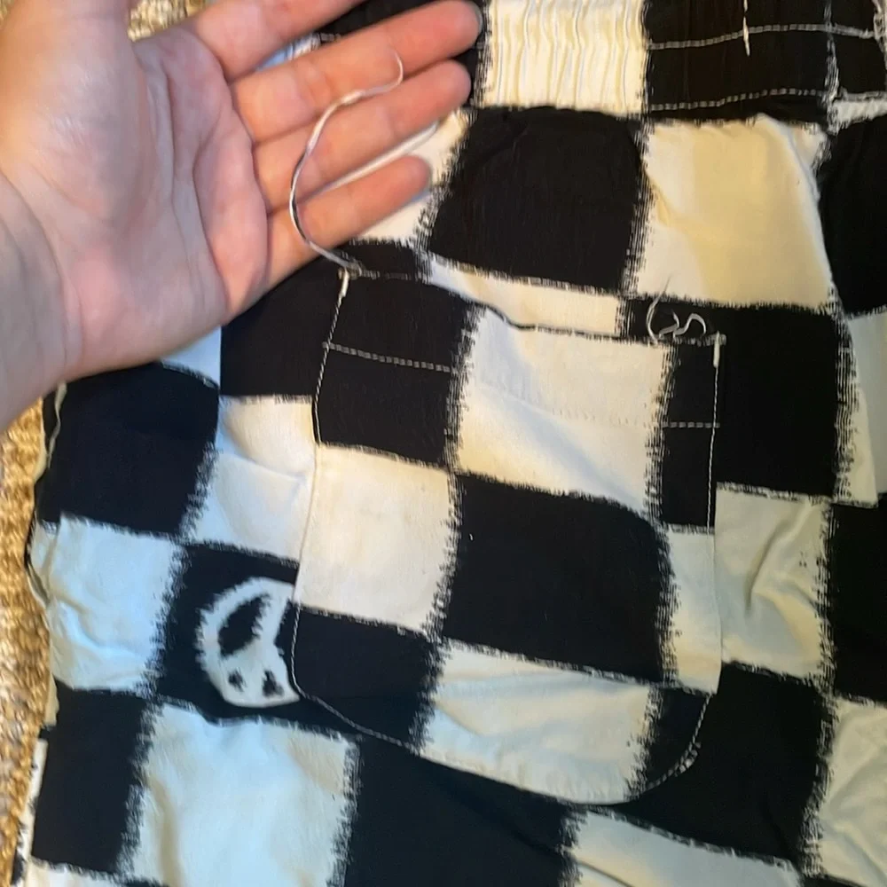 uo checkerboard pants - Picture 4 of 5